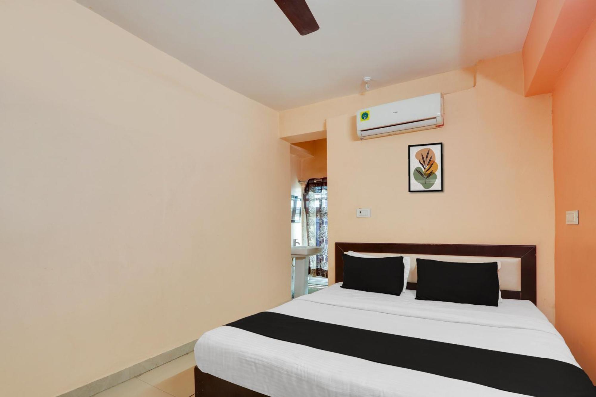 Hotel O Grand Hotel And Lodge Sangareddy Kültér fotó