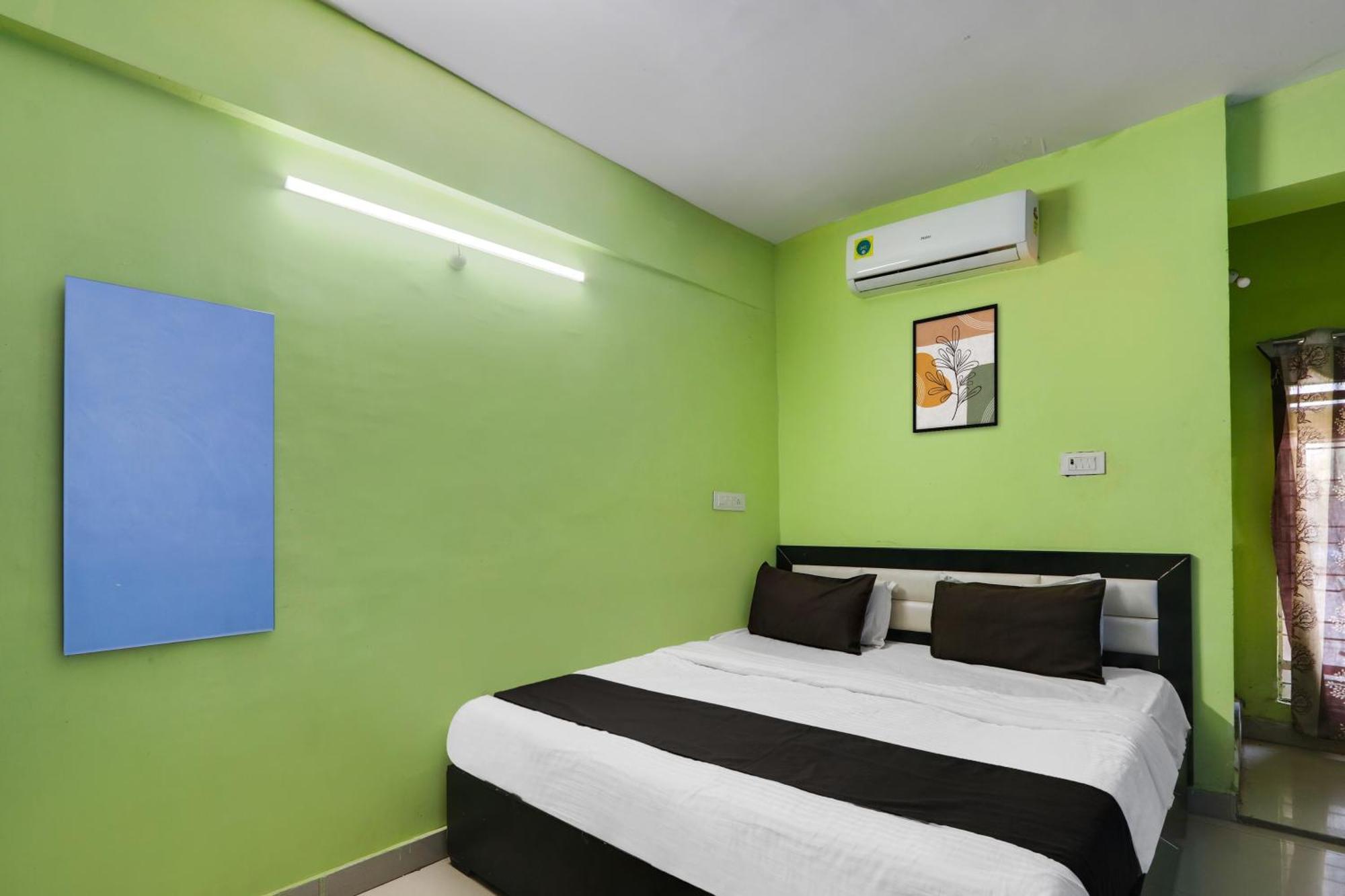 Hotel O Grand Hotel And Lodge Sangareddy Kültér fotó